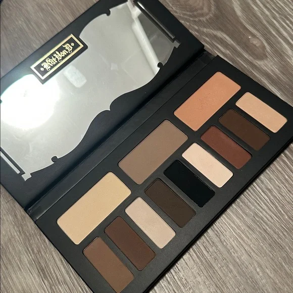 Kat Von D Shade + Light Palette - Picture 2 of 5
